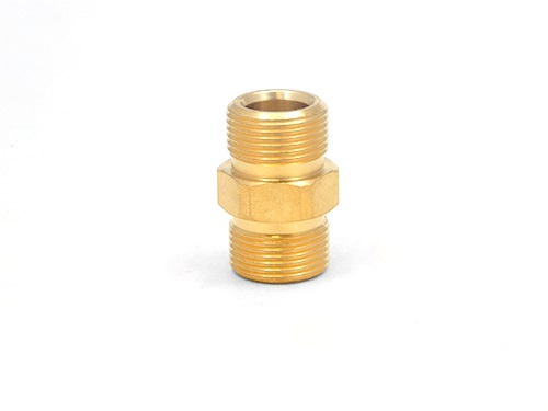 MTM Hydro's 14mm X 15mm M22 Twist Seal Plug is meant to convert a 14mm stem to a 15mm stem of a twist seal coupler.